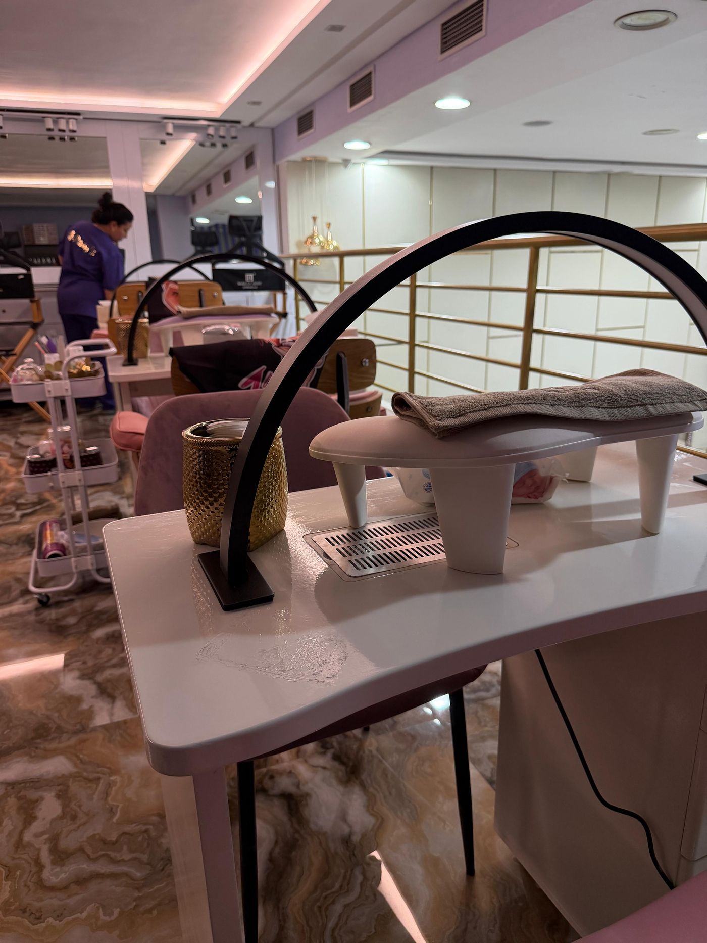 Table manucure